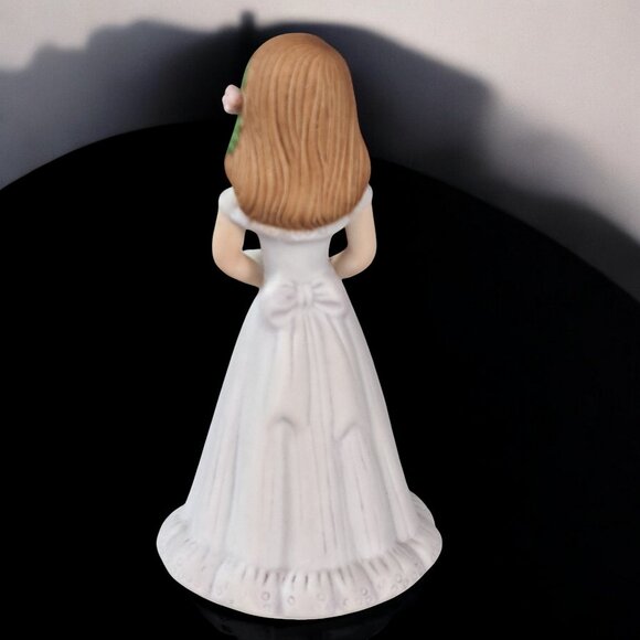 Enesco Growing Up Birthday Girls Age 8 Brunette Porcelain Figurine 1982 - Picture 3 of 14